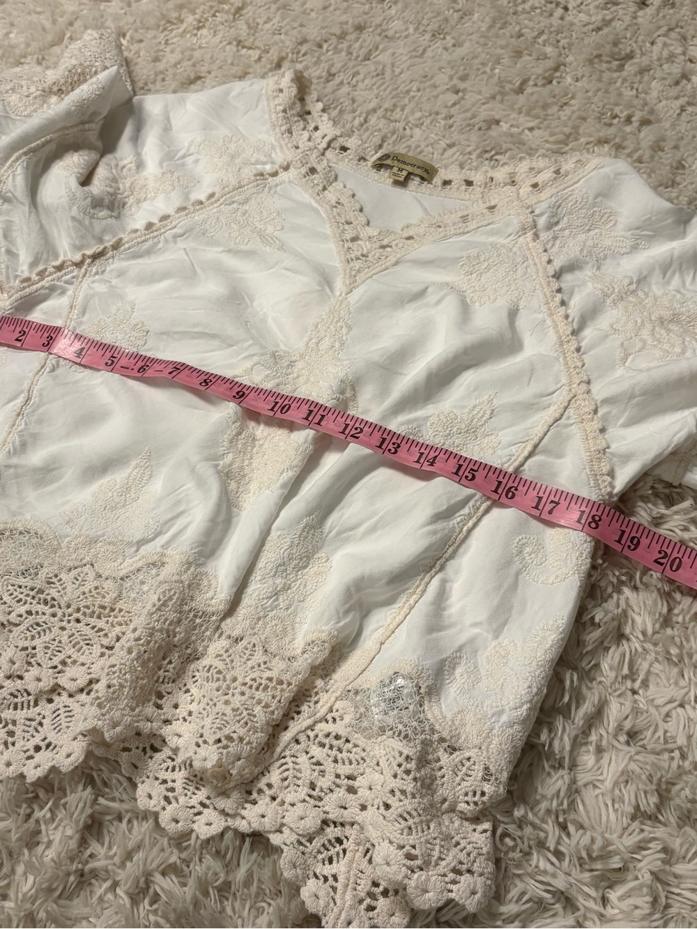 Democracy Boho Ivory Crochet Lace Embroidered Peasant Blouse Top - Picture 4 of 5